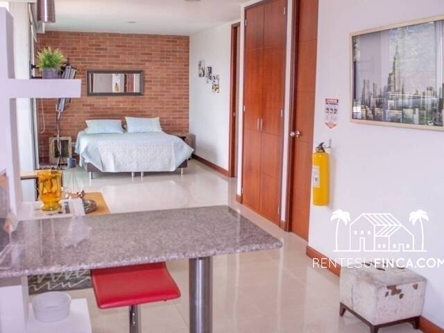 #242 - Apartamento Amoblado para Alquiler en Medellín - ANT - 2