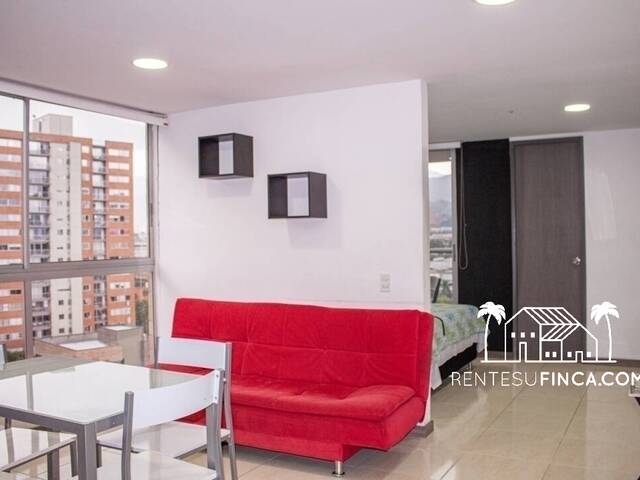 #323 - Apartamento Amoblado para Alquiler en Medellín - ANT - 1